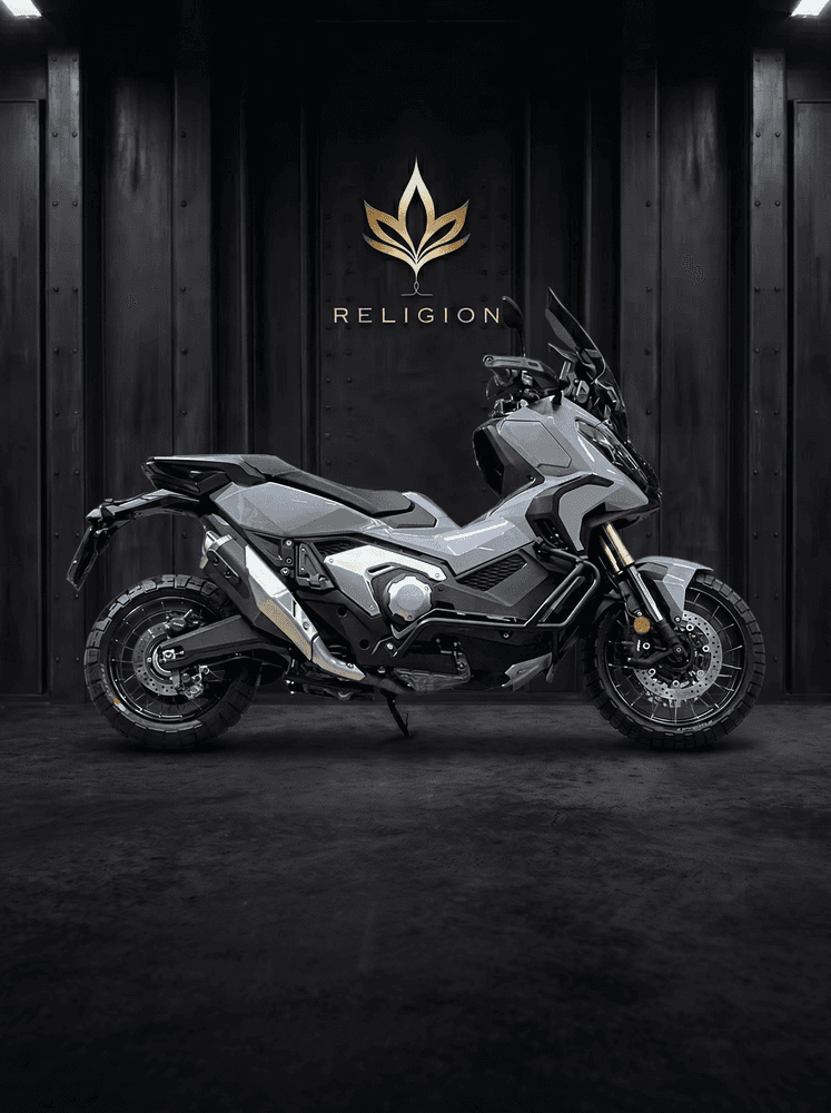 Honda XADV 750 rental in Phuket