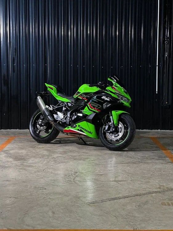 kawasaki-zx-4r-2024-green-1617-photo-1